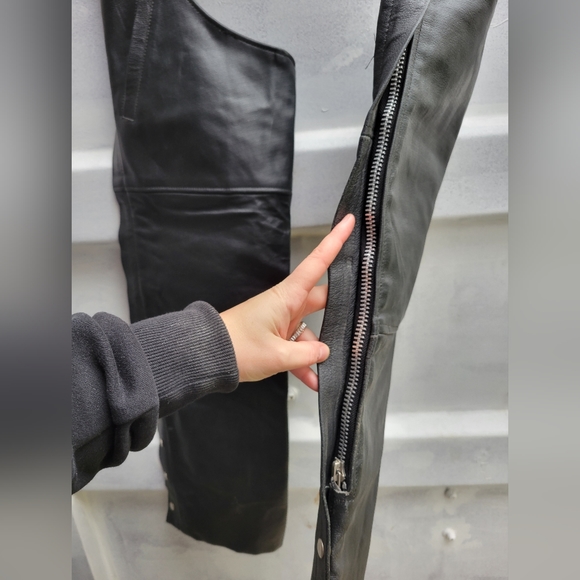 Genuine leather black riding chaps cowboy xxs 15.5"-18.5" waist - Picture 10 of 12